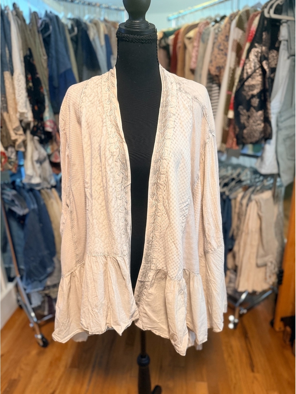 YOUNG THREADS Embroidered Vine Ruffle Cardigan Natural NWT 3X